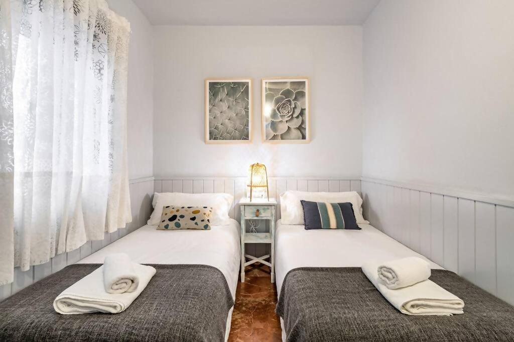 Park Guell Gaudi 2 Bedroom Apartment バルセロナ エクステリア 写真