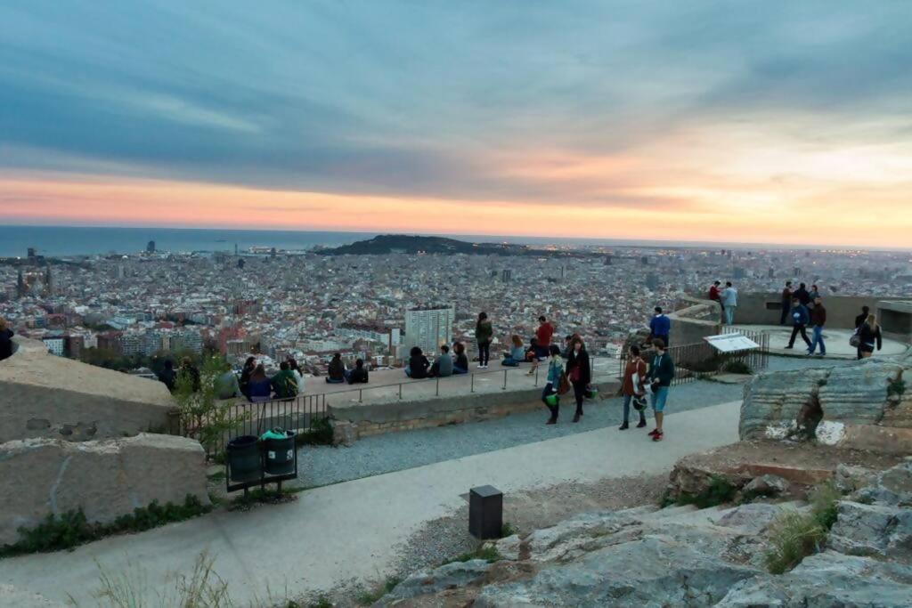 Park Guell Gaudi 2 Bedroom Apartment バルセロナ エクステリア 写真